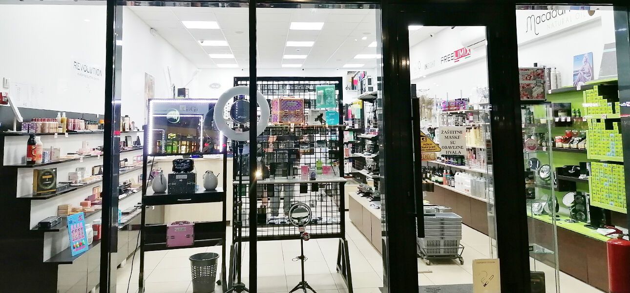 Professional Beauty -  TC Stop Shop Borča